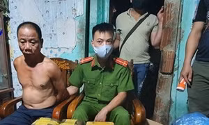 Bắt đối tượng Quàng Văn Tỉnh mua bán trái phép 42.200 viên ma túy tổng hợp