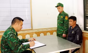 Khởi tố 5 đối tượng về hành vi tổ chức nhập cảnh trái phép