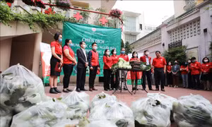 Chung sức cùng người dân vùng dịch tiêu thụ nông sản
