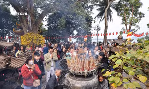 Lễ chùa đầu năm, nét đẹp văn hóa của người Việt