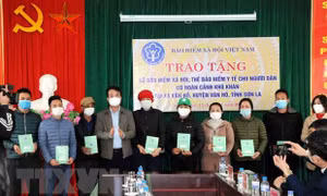 Bảo hiểm Xã hội Việt Nam mang Tết ấm đến với người nghèo Xuân Nhâm Dần 2022