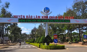 Đường vào trung tâm huyện Bảo Lâm. Nguồn: baolamdong.vn