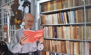 Thiêng liêng kỷ vật của cán bộ, nhà giáo đi B