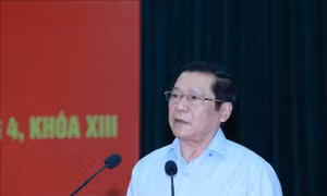 Đồng chí Lại Xuân Môn, Uỷ viên Trung ương Đảng, Phó Trưởng Ban Thường trực Ban Tuyên giáo Trung ương báo cáo tại Hội nghị. Ảnh: Phương Hoa - TTXVN