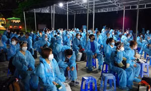 Dịch COVID-19: Thêm 4 người nhập cảnh mắc COVID-19, Việt Nam có 1177 bệnh nhân