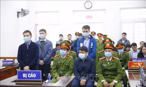  Các bị cáo tại phiên tòa. Ảnh: Doãn Tấn - TTXVN