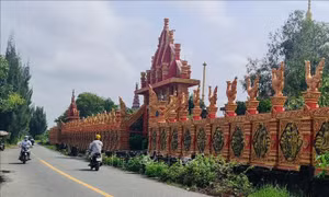 Chùa là trung tâm tín ngưỡng, văn hóa, giáo dục của cộng đồng của người Khmer. Ảnh: Tuấn Kiệt – TTXVN