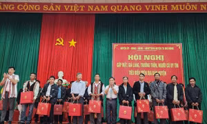 Kon Tum: Gặp mặt già làng, trưởng thôn, người có uy tín tiêu biểu