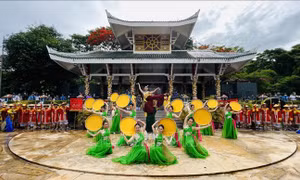 Khai hội Vía Bà Chúa Xứ núi Sam năm 2022