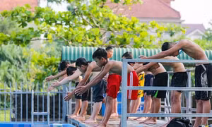 Thanh Hóa: Hiệu quả mô hình dạy bơi miễn phí cho trẻ em