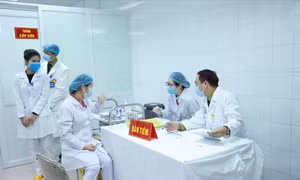 Đã có gần 20.700 người Việt Nam được tiêm vaccine phòng dịch COVID-19