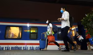 Thêm gần 7.000 vé tàu đi khu vực miền Trung trong dịp Tết Quý Mão 2023