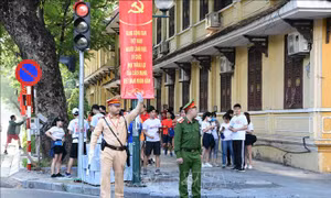 Đại hội XIII của Đảng: Phân luồng từ xa, phòng ngừa ùn tắc giao thông