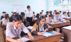 Tăng cường ôn tập kiến thức trước kỳ thi tốt nghiệp Trung học Phổ thông cho học sinh ở Cao Bằng