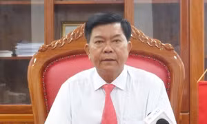 Kỷ luật Cảnh cáo nguyên Chủ tịch UBND tỉnh Long An​