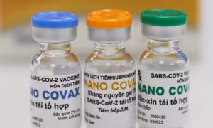 Dịch COVID-19: Thủ tướng chỉ đạo về việc cấp phép và sử dụng vaccine Nanocovax