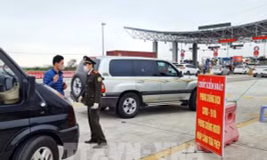 Dịch COVID-19: Lai Châu phạt hai thanh niên 30 triệu đồng do khai báo không trung thực khi từ vùng dịch trở về