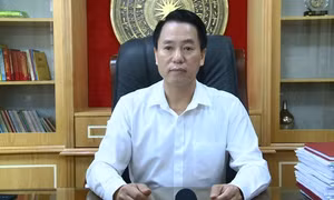 Bí thư Huyện ủy Văn Yên Luyện Hữu Chung. Ảnh: yenbai.gov.vn