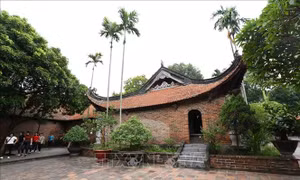 Chùa Vĩnh Nghiêm, nơi lưu giữ và trưng bày 3050 Mộc bản khắc kinh đã được tổ chức UNESCO công nhận là Di sản tư liệu thuộc Chương trình Ký ức thế giới khu vực châu Á-Thái Bình Dương vào tháng 5/2012. Ảnh: Minh Quyết/TTXVN
