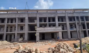 Tỉnh Lai Châu đã sử dụng nhiều nguồn lực, nỗ lực xây dựng cơ sở vật chất ngành giáo dục vùng biên giới Mường Tè. Ảnh: Nguyễn Oanh - TTXVN