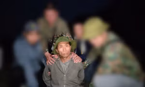 Cao Bằng bắt giữ đối tượng nhiều lần ném đá, ngăn cản khách du lịch lên đỉnh núi Phia Oắc
