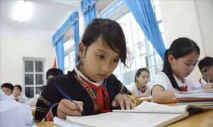 Ngày 29/5/2009, Thông tư liên tịch số 109/2009/TTLT/BTC-BGDĐT của Bộ Tài chính và Bộ Giáo dục và Đào tạo về hướng dẫn một số chế độ tài chính đối với học sinh các trường phổ thông dân tộc nội trú và các trường dự bị Đại học dân tộc được ban hành. Ảnh: bao