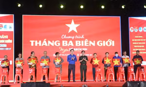 Khởi động Tháng Thanh niên năm 2025 và chương trình “Tháng Ba biên giới” với chủ đề “Tôi yêu Tổ quốc tôi” ở Long An