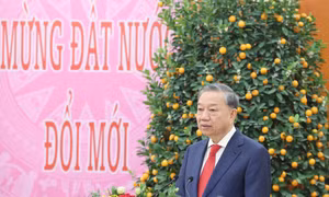 Tổng Bí thư Tô Lâm trao Quyết định của Bộ Chính trị cho 4 Đảng bộ trực thuộc Trung ương và 3 cơ quan Đảng ở Trung ương
