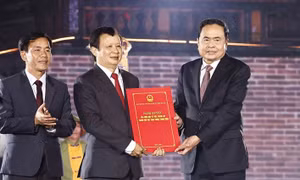 Chủ tịch Quốc hội Trần Thanh Mẫn: Xây dựng thành phố Huế trực thuộc Trung ương xanh, hiện đại, thông minh, hạnh phúc