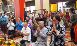 Lễ hội Vía bà Chúa xứ thu hút hàng nghìn người dân và du khách