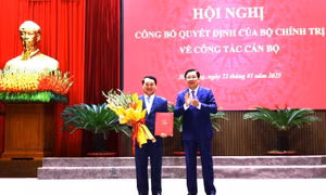 Ông Hầu A Lềnh giữ chức Bí thư Tỉnh ủy Hà Giang