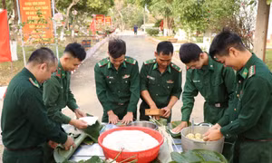 Bộ đội biên phòng Đắk Lắk đón Tết trên vùng biên của Tổ quốc