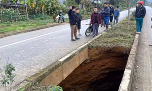 "Hố tử thần" tại Bắc Kạn sụt lún sâu và rộng