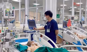 Nhiều ca viêm phổi nặng nhập viện, chuyên gia khuyến cáo cách bảo vệ phổi