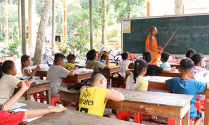 Dạy chữ Khmer, giúp học sinh gắn kết với cội nguồn văn hóa dân tộc