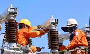 Hỗ trợ giảm tiền điện cho khách hàng bị ảnh hưởng của dịch COVID-19