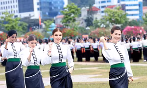 Các thí sinh Hoa hậu Du lịch thế giới trải nghiệm nghệ thuật xòe Thái