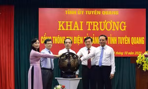 Khai trương Cổng thông tin điện tử Đảng bộ tỉnh Tuyên Quang