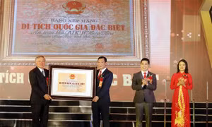 Lễ đón nhận Bằng xếp hạng Di tích Quốc gia đặc biệt An toàn khu II Hiệp Hòa