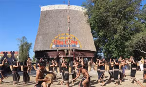 Thế hệ trẻ bảo tồn Không gian văn hóa cồng chiêng, xoang