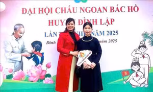 Nguyễn Thu Hà - Đội viên tiêu biểu dân tộc Tày