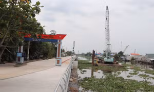 Tiền Giang đưa vào sử dụng công trình kè xử lý sạt lở gần 250 tỷ đồng