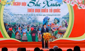 Chủ tịch nước Lương Cường: Văn hóa truyền thống của 54 dân tộc là nguồn lực quý báu xây dựng một Việt Nam hùng mạnh