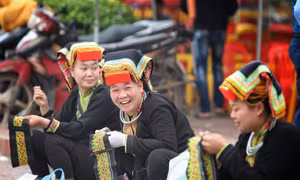Phiên chợ Chũ xưa là dịp để mang các sản phẩm đặc trưng đến buôn bán trao đổi. Ảnh: Danh Lam –TTXVN