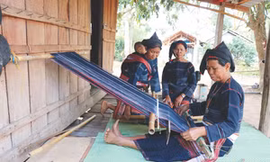 Đánh thức tiềm năng du lịch Kbang