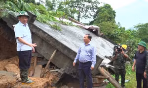 Bão số 3: Phó Thủ tướng Chính phủ Hồ Đức Phớc chỉ đạo khẩn trương khắc phục thiệt hại tại Hòa Bình
