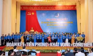 Ra mắt Ban chấp hành khóa mới gồm 50 ủy viên Uỷ ban Hội liên hiệp thanh niên Việt Nam tỉnh Thanh Hóa. Ảnh: Nguyễn Nam - TTXVN
