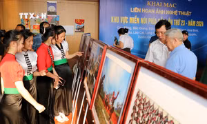 Trưng bày 137 tác phẩm nhiếp ảnh về mảnh đất, con người miền núi phía Bắc