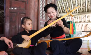 Lưu giữ làn điệu Then trên quê hương cách mạng