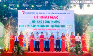 Khai mạc Hội chợ Công thương khu vực Bắc Trung Bộ - Quảng Bình 2024. Ảnh: Võ Dung - TTXVN